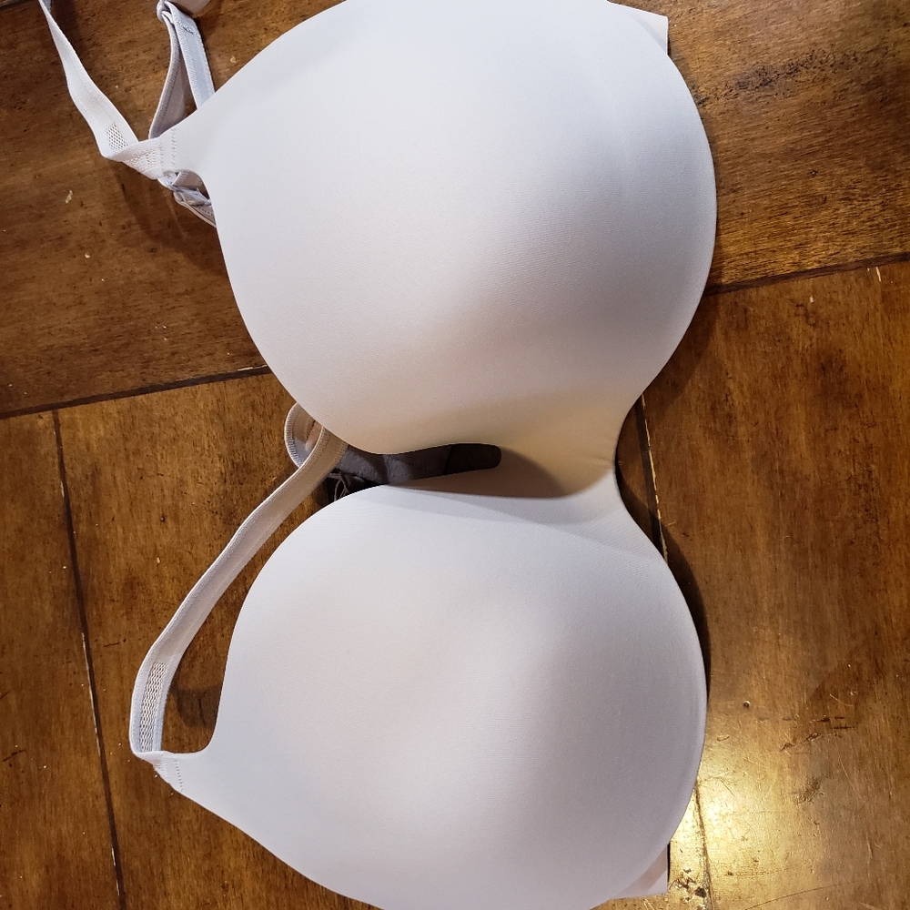 Maidenform bra 36DD